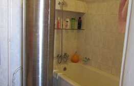 Apartament in casa/vila, 54,54 mp, boxa la subsol, zona centrala!