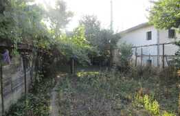 Casa demolabila, 70 mp, curte spatioasa, zona Unix Auto