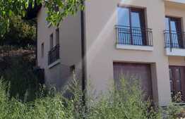 Vanzare duplex, 196 mp utili, 300 mp teren, zona rezidentiala de case/vile