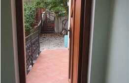 Vanzare apartament 3 camere, 80 mp, parcare, zona strazii Donath