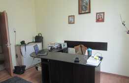 Casa cuplata 140 mp utili, teren de 20 mp, zona Hotel Napoca