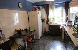 De vanzare 3 camere, 72 mp, decomandat! Zona strazii Dorobantilor!