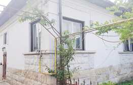 Casa individuala, 100 mp utili, teren de 585 mp, zona accesibila