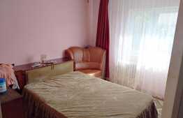 De vanzare 4 camere, 77 mp, boxa la subsol, etaj intermediar, zona Kaufland