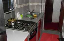 De vanzare apartament cu 2 camere, decomandat in zona strazii Mehedinti