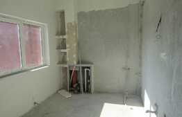 Apartament la mansarda pe 2 nivele, 3 camere, 71 mp! Semifinisat! Zona strazii Borhanci!