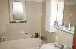 De vanzare garsoniera, 38 mp, etaj intermediar, zona strazii Campina