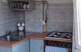 De vanzare apartament cu 2 camere, decoamndat, 50.4 mp! Zona strazii Plopilor! 