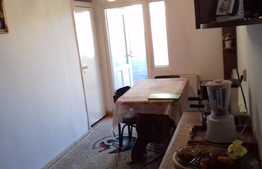 De vanzare apartament cu 2 camere, decoamndat, 50.4 mp! Zona strazii Plopilor! 