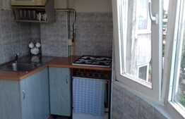 De vanzare apartament cu 2 camere, decoamndat, 50.4 mp! Zona strazii Plopilor! 