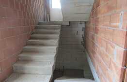 De vanzare duplex 255 mp utili, teren de 400 mp, semifinisat, zona linistita!