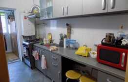 Garsoniera decomandata, 32 mp, loc de parcare cu CF, zona strazii Eroilor