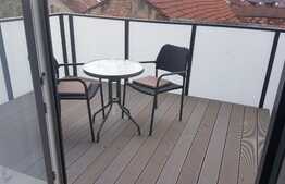 Apartament 3 camere, 74 mp, parcare, in zona Centrala