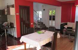 Duplex de vanzare, 150 mp, teren 200 mp, zona exclusiva de case! La cheie!