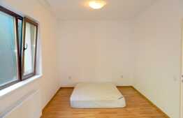Apartament cu 3 camere, 70 mp, parcare, zona strazii Donath