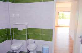 Apartament cu 3 camere, 70 mp, parcare, zona strazii Donath