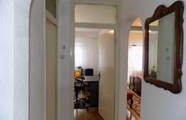 Apartament 3 camere, 65 mp, decomandat, garaj, zona Nicolae Titulescu