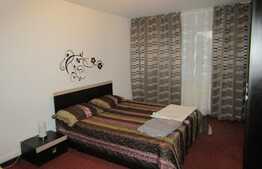 Apartament 2 camere, 74 mp, decomandat, zona Farmec