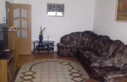 De vanzare apartament 3 camere, 65 mp, decomandat, boxa, zona Iulius Mall