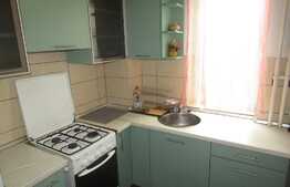 Apartament cu 2 camere, 52 mp, etaj intermediar, zona Mercur