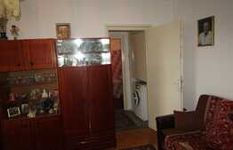 Apartament cu 2 camere, 52 mp, etaj intermediar, zona Mercur