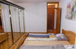 Apartament 3 camere, 90 mp, parcare, zona UMF