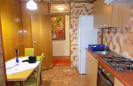 Apartament 3 camere, 90 mp, parcare, zona UMF