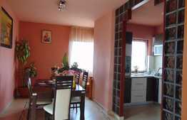 Casa individuala, 370 mp, teren de 480 mp, mobilata modern, zona linistita!