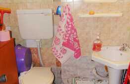 3 camere, 65 mp, decomandat, etaj intermediar, boxa subsol, zona Kaufland