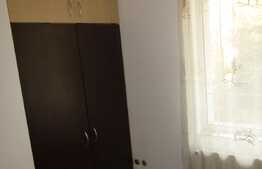 De vanzare apartament 3 camere, 71 mp, curte 30 mp, imobil tip casa, zona Eftimie Murgu