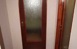 De vanzare apartament 3 camere, 71 mp, curte 30 mp, imobil tip casa, zona Eftimie Murgu