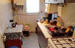 De vanzare apartament 2 camere, 40 mp, boxa la subsol, zona strazii Bucium