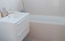 Apartament 3 camere, 68,47 mp, terasa 140 mp, garaj, zona strazii Maramuresului