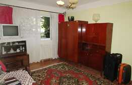 De vanzare apartament 2 camere, 47 mp, decomandat, boxa, zona Profi