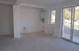Apartament 3 camere, 61 mp, semifinisat, parcare, zona strazii Donath