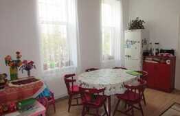 Apartament 4 camere, 110 mp, terasa 10 mp, garaj, zona Hotel Ramada