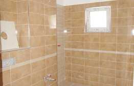 3 camere, 65 mp, decomandat, boxa subsol, parcare, zona Restaurant Regal