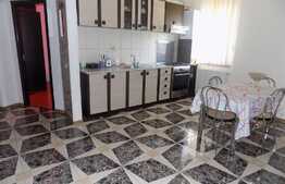 Apartament de vanzare, 3 camere, mobilat modern, zona strazii Stejarului