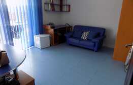 Apartament de vanzare, 3 camere, mobilat modern, zona strazii Stejarului