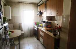 4 camere, 80 mp, decomandat, boxa subsol, parcare, zona Calea Floresti