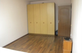 Apartament 2 camere, 62 mp utili, balcon, loc de parcare, zona strazii Florilor!