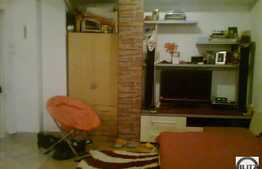 2 camere de vanzare, 43 mp + boxa la subsol