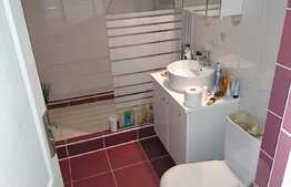 Apartament 4 camere pe doua niveluri, 114 mp, garaj, zona strazii Campului