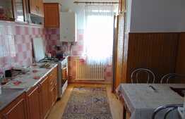 Apartament 3 camere, 65 mp, decomandata, boxa, zona Kaufland