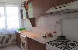 Apartament 3 camere, 70 mp, etaj intermediar, zona Parcului Central