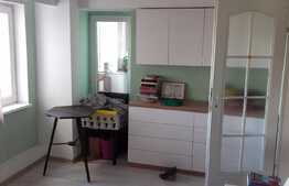 Apartament 4 camere, 92 mp, boxa la subsol, zona Piata Cipariu