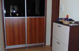 Apartament 3 camere, 64 mp, mobilat si utilat, balcon de 9 mp! Zona Mercur!