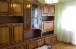 2 camere, 50 mp, 2 balcoane inchise, boxa la subsol, garaj! Zona Plopilor!