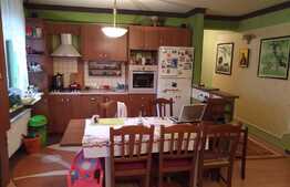 3 camere, 82 mp, 2 locuri de parcare, boxa la subsol, zona strazii Borhanciului