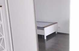 4 camere, 135 mp, terasa, prima inchiriere, parcare, zona strazii Plopilor